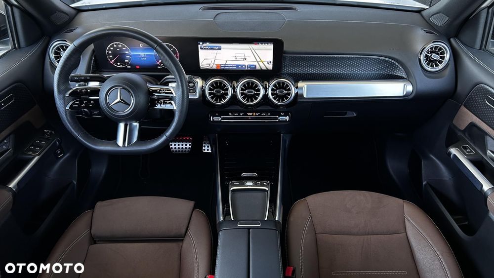Mercedes-Benz GLB 200 d AMG Line 8G-DCT - 18