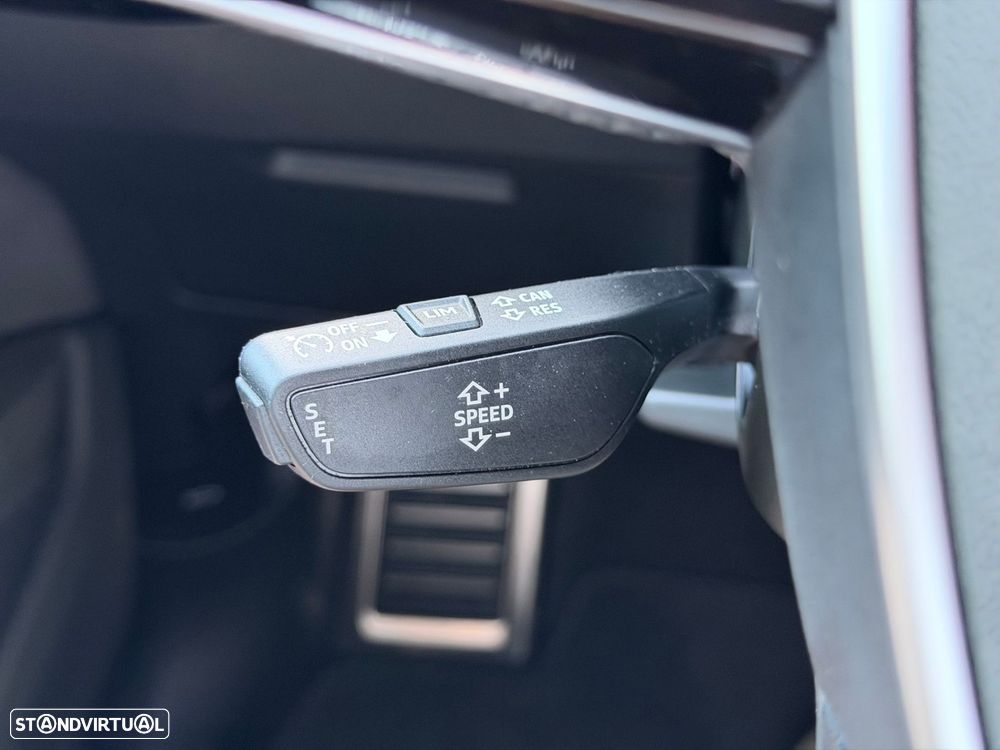 Audi Q8 e-Tron 50 quattro S line - 36