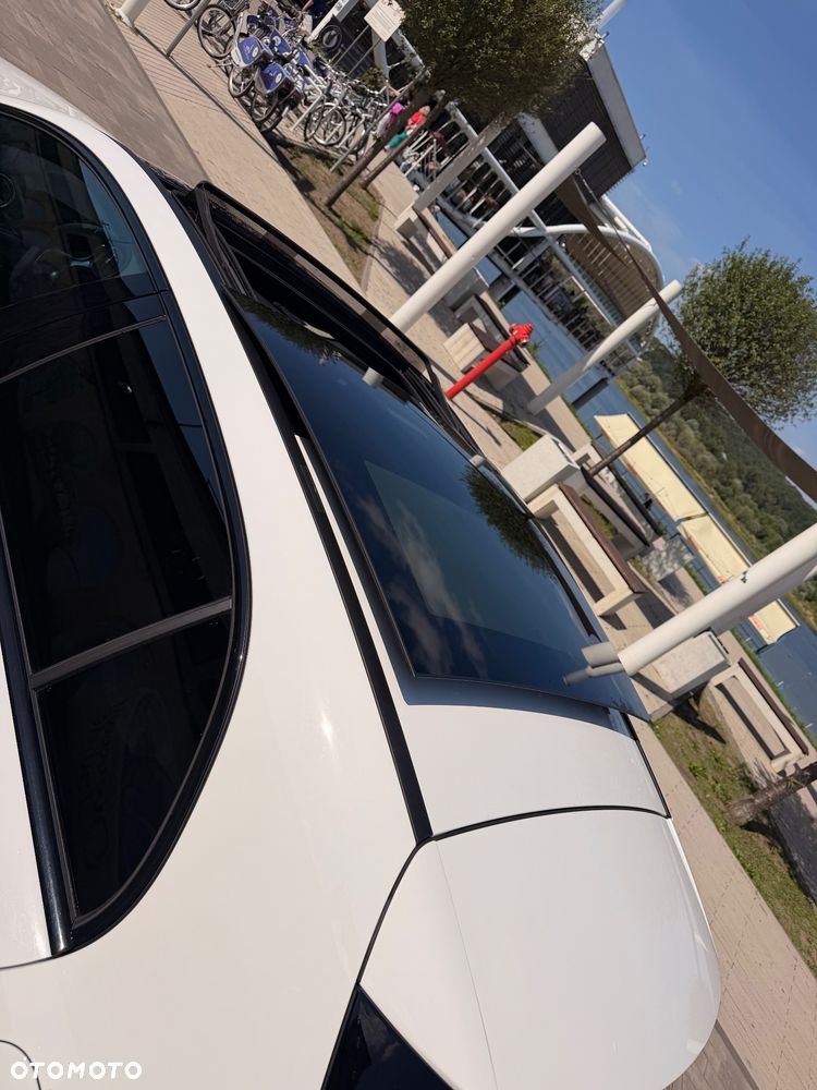 Mercedes-Benz Klasa A 250 AMG Line 7G-DCT - 12