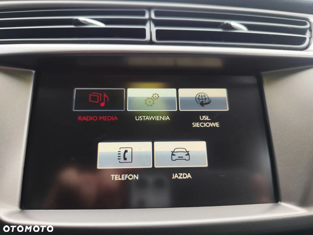 Citroën C3 Pure Tech (VTi) 82 Exclusive - 19