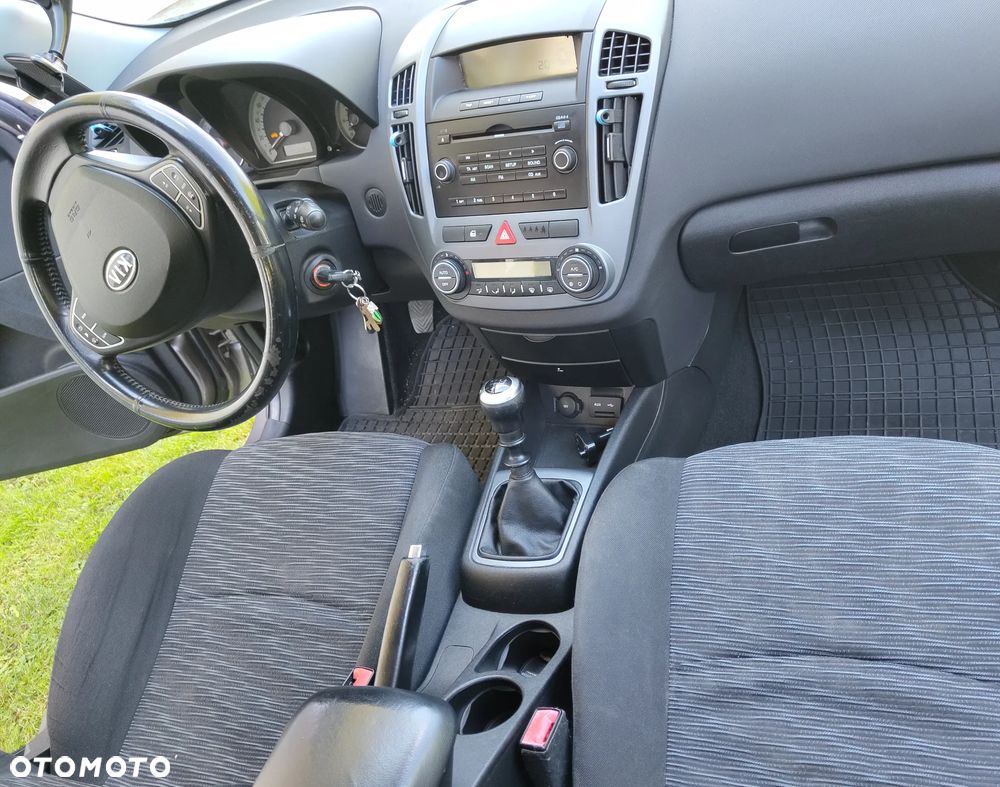 Kia Ceed 1.6 Crdi Comfort - 5