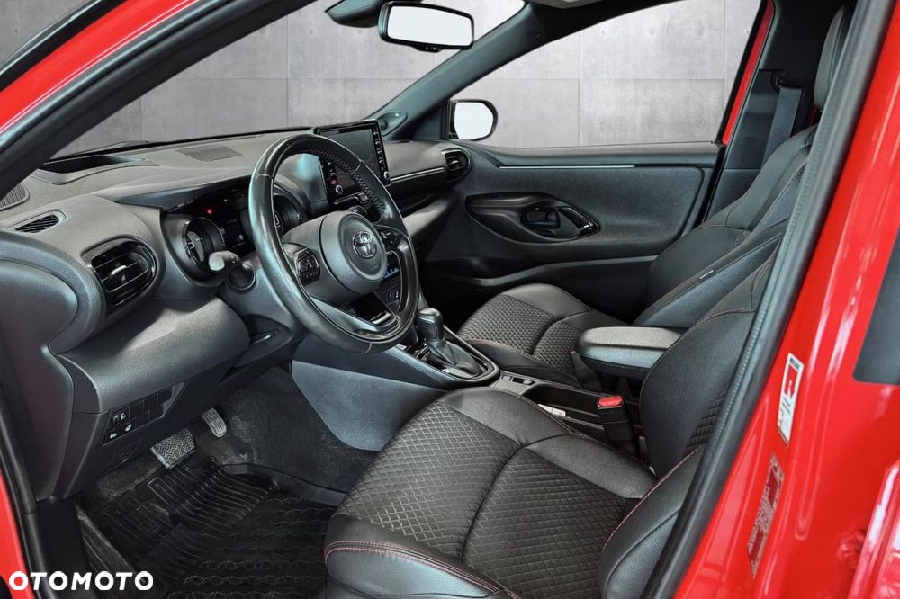 Toyota Yaris Hybrid 1.5 Premiere Edition - 9