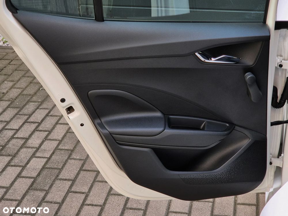 Skoda Fabia 1.0 TSI Ambition - 19