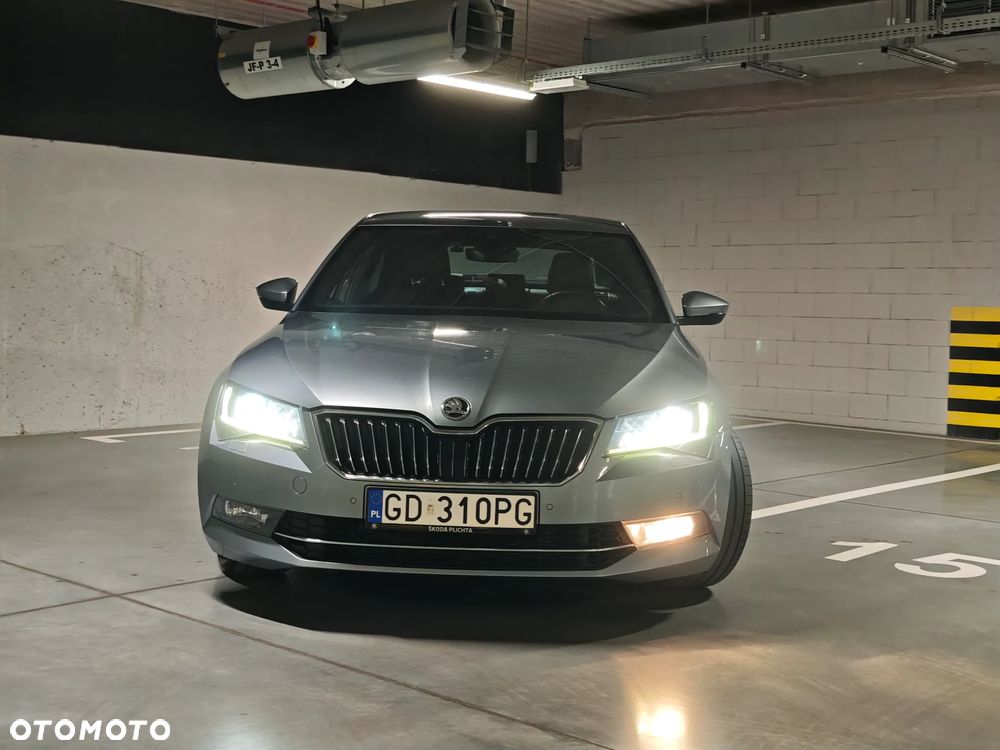 Skoda Superb 2.0 TSI 4x4 L&K DSG - 2