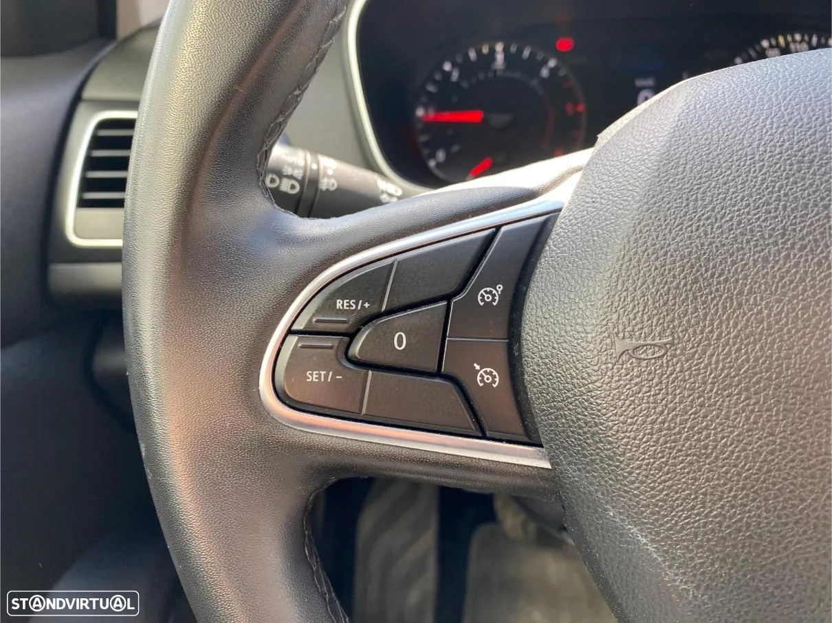 Renault Mégane 1.5 Blue dCi Intens - 47