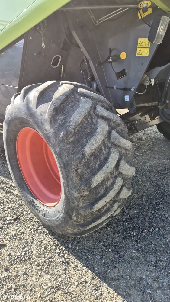 Claas Lexion 660 z hederem - 7
