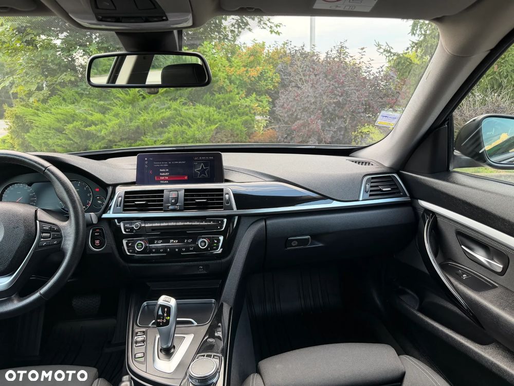 BMW 3GT 320i GPF xDrive Sport Line sport - 29