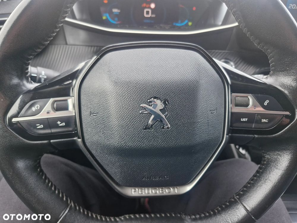 Peugeot 2008 BlueHDi 110 Allure Pack - 26