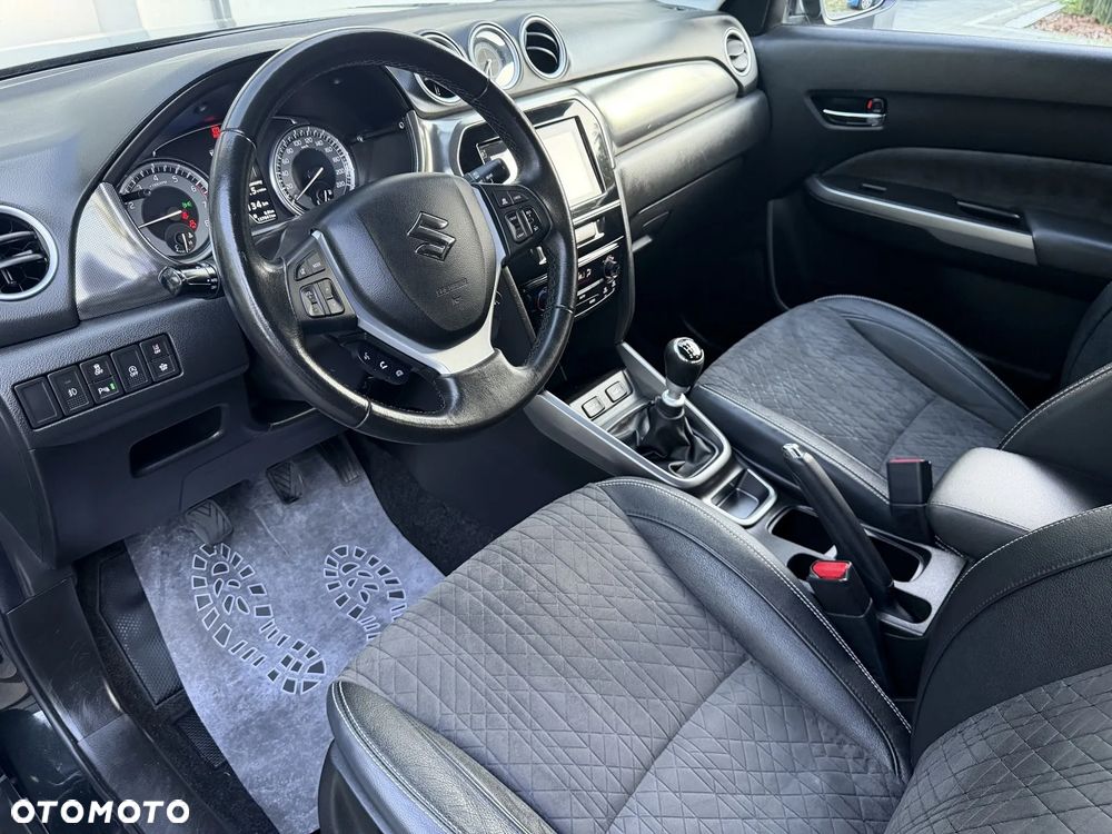 Suzuki Vitara 1.4 Boosterjet Premium 2WD - 30