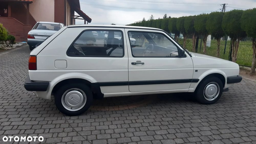 Volkswagen Golf - 23