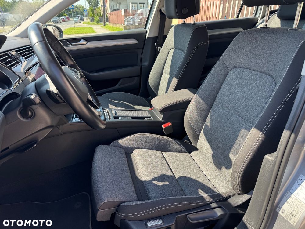 Volkswagen Passat 1.5 TSI EVO Business DSG - 21