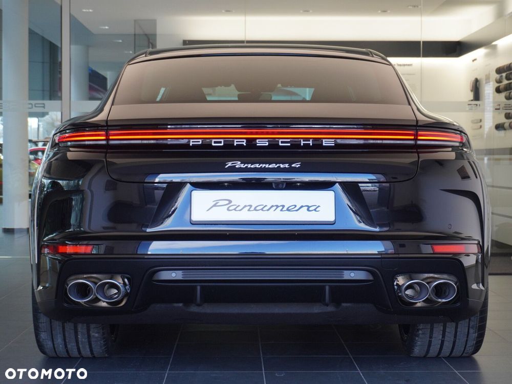 Porsche Panamera 4 - 17