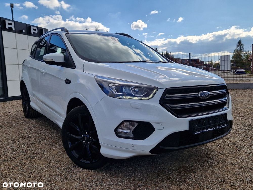 Ford Kuga 1.5 EcoBoost 2x4 ST-Line - 4