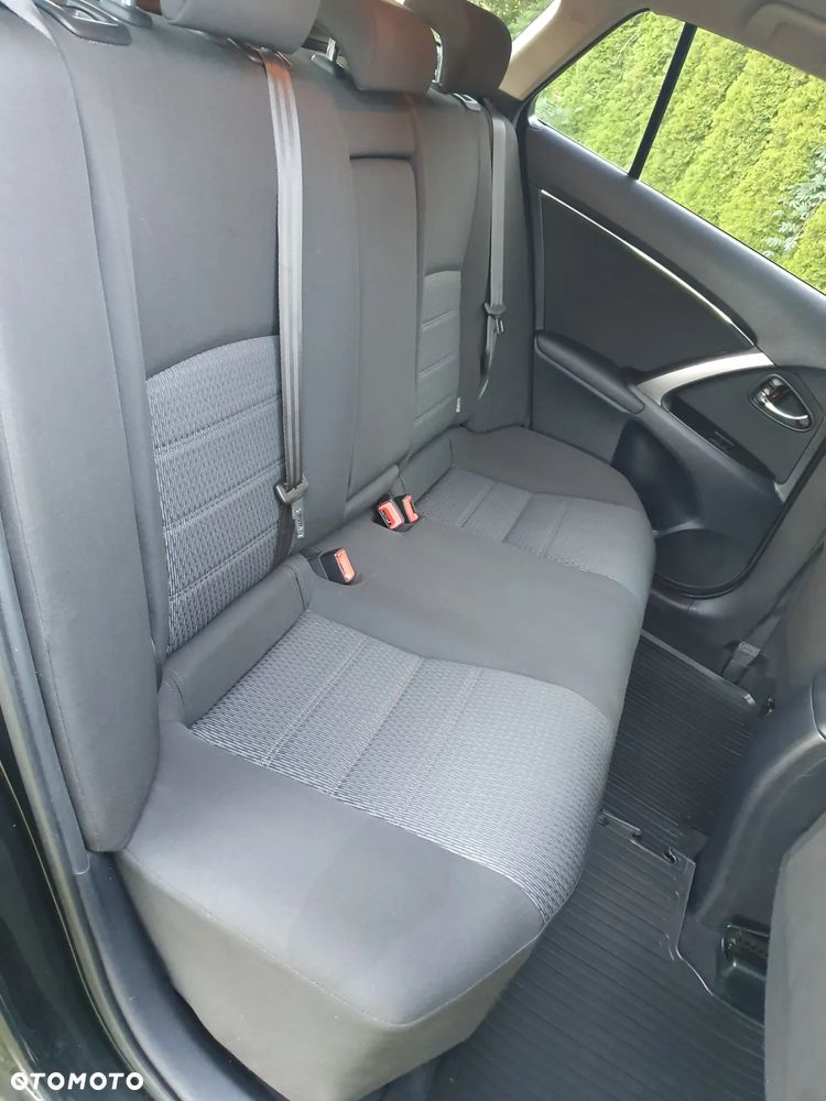 Toyota Avensis Combi 1.8 Multidrive S Executive - 25