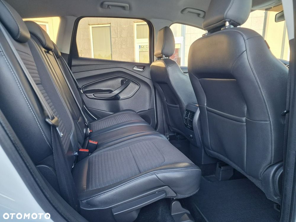 Ford Kuga 2.0 TDCi 2x4 SYNC - 20