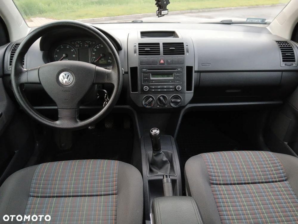 Volkswagen Polo 1.2 Entry - 22