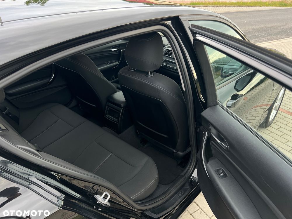 BMW Seria 1 114i Sport Line - 20