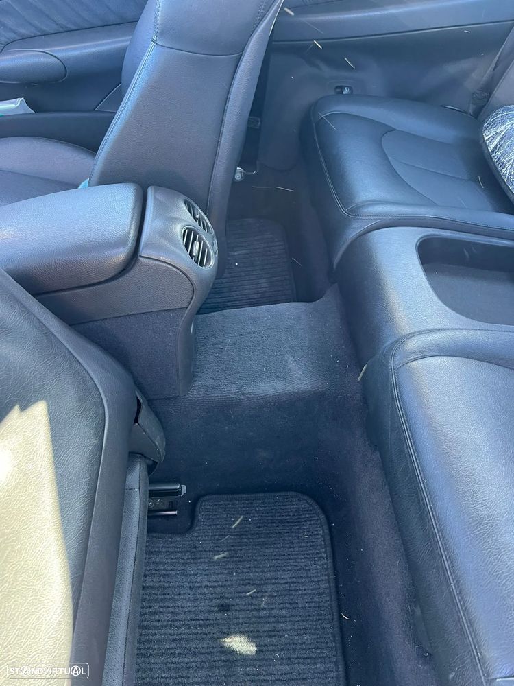 Mercedes-Benz CLK 240 - 35