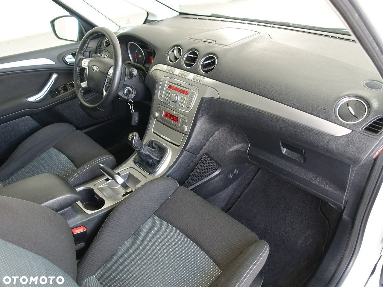Ford S-Max - 20