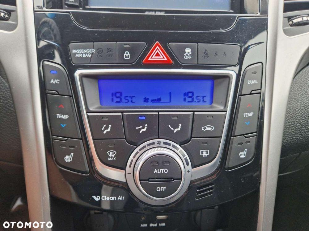 Hyundai i30 1.6 GDI Style - 13