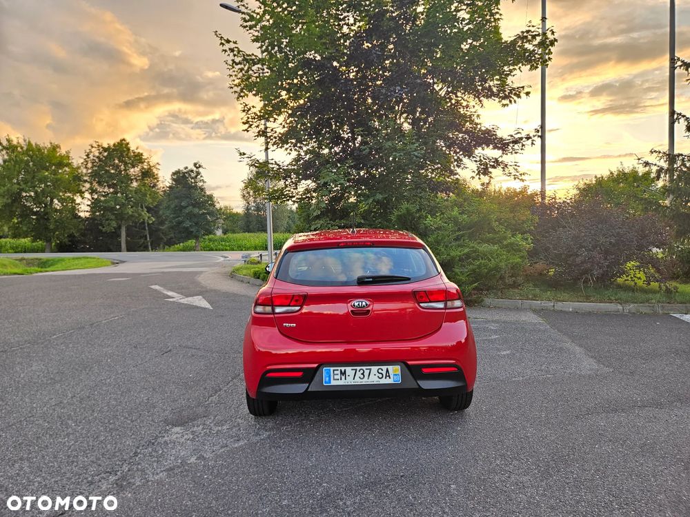 Kia Rio 1.2 Attract - 19