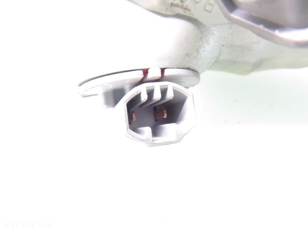 LAMPA LEWA TYLNA KLAPA TOYOTA COROLLA E12 SEDAN - 6