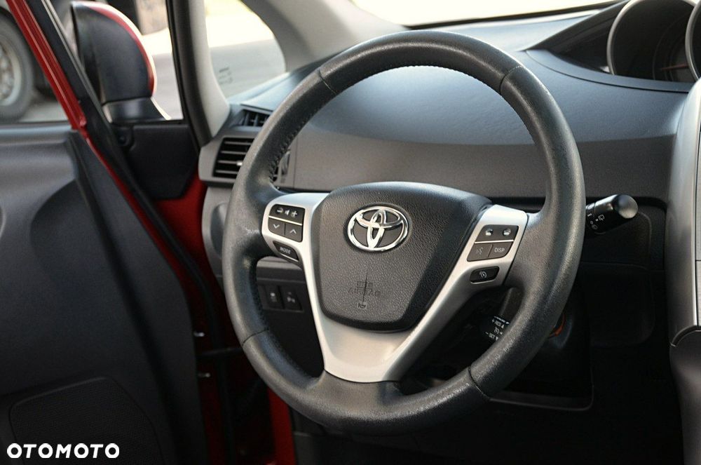 Toyota Verso - 15