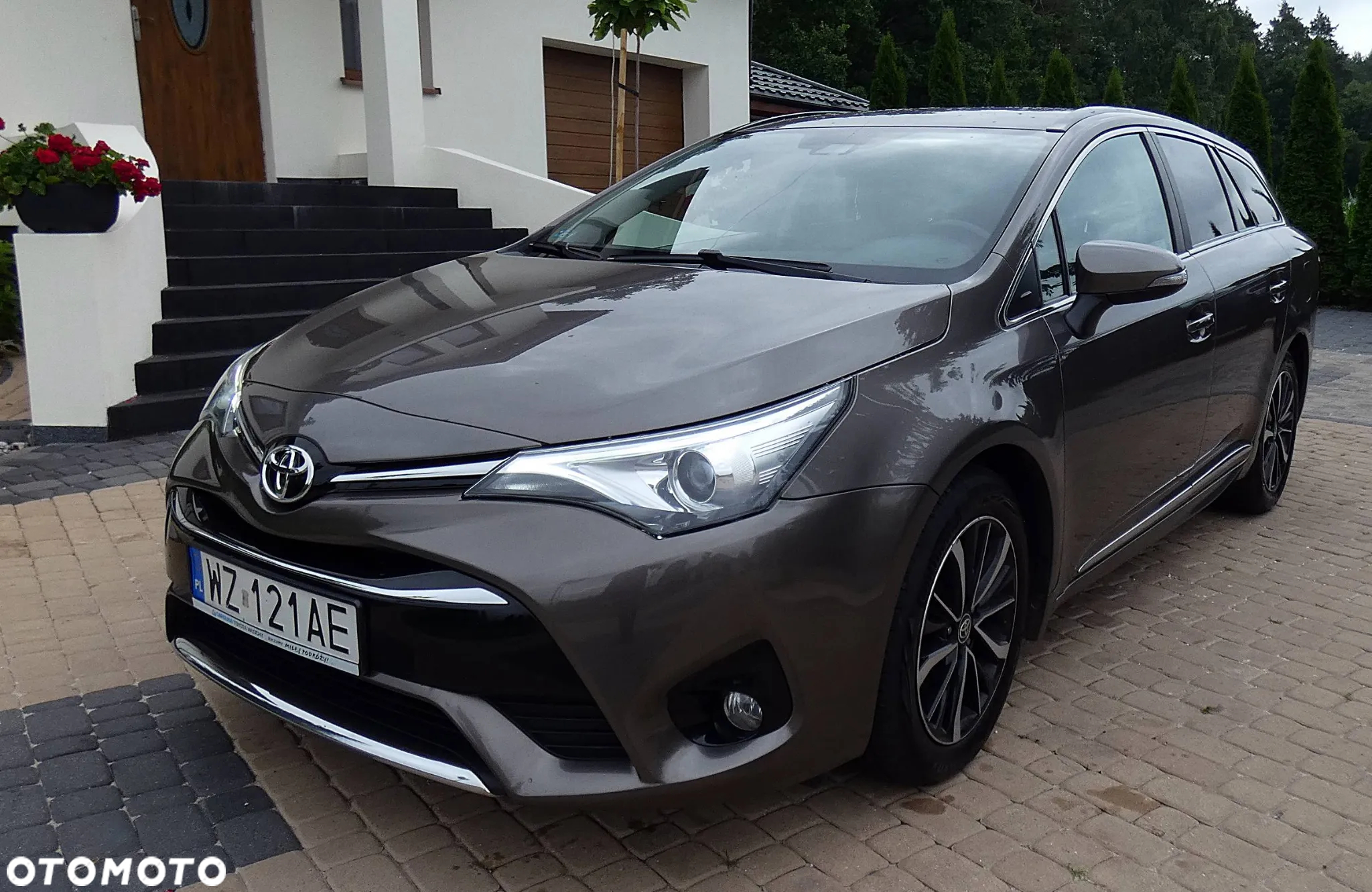 Toyota Avensis 2.0 D-4D Premium - 34
