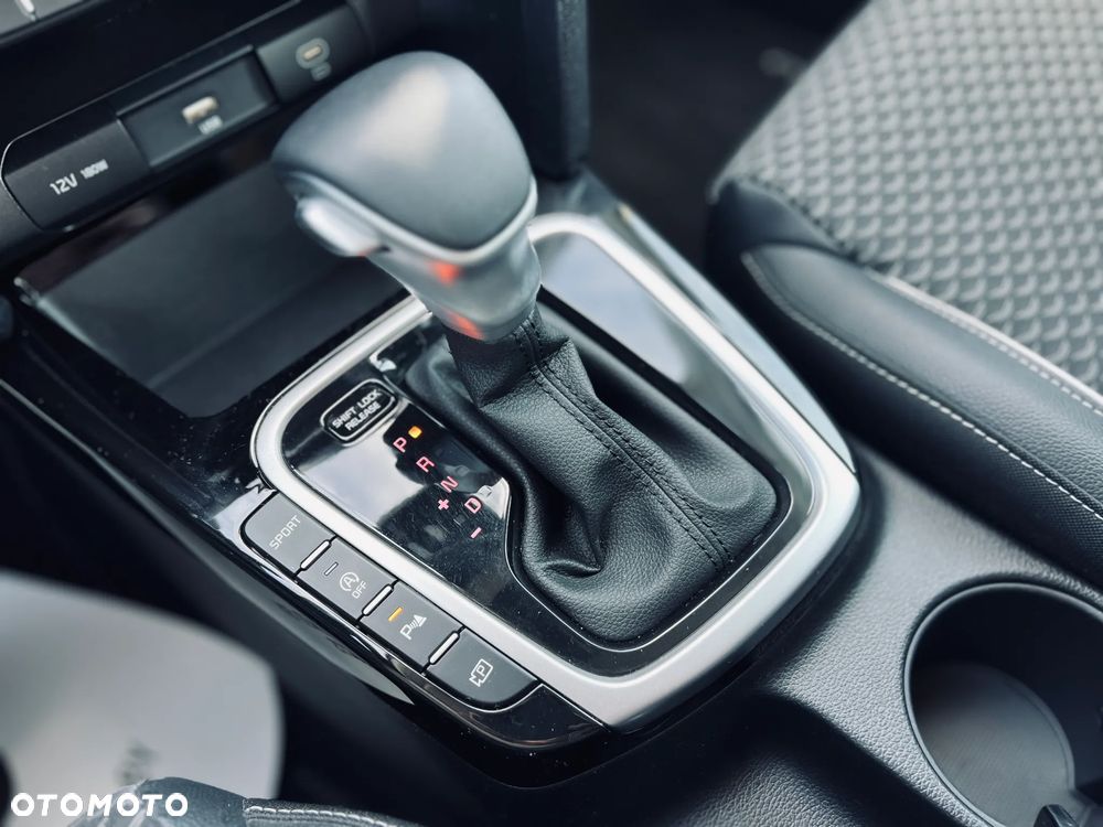 Kia Ceed - 16
