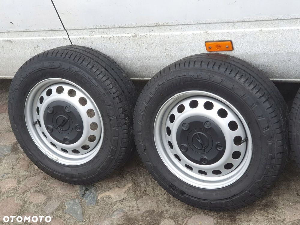 felgi opony Opel Vivaro B 16 5x108 - 3
