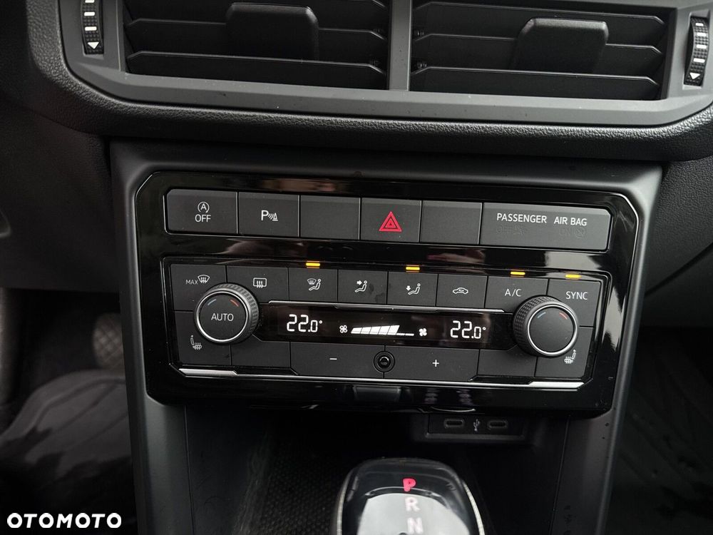 Volkswagen T-Cross 1.0 TSI Life DSG - 14