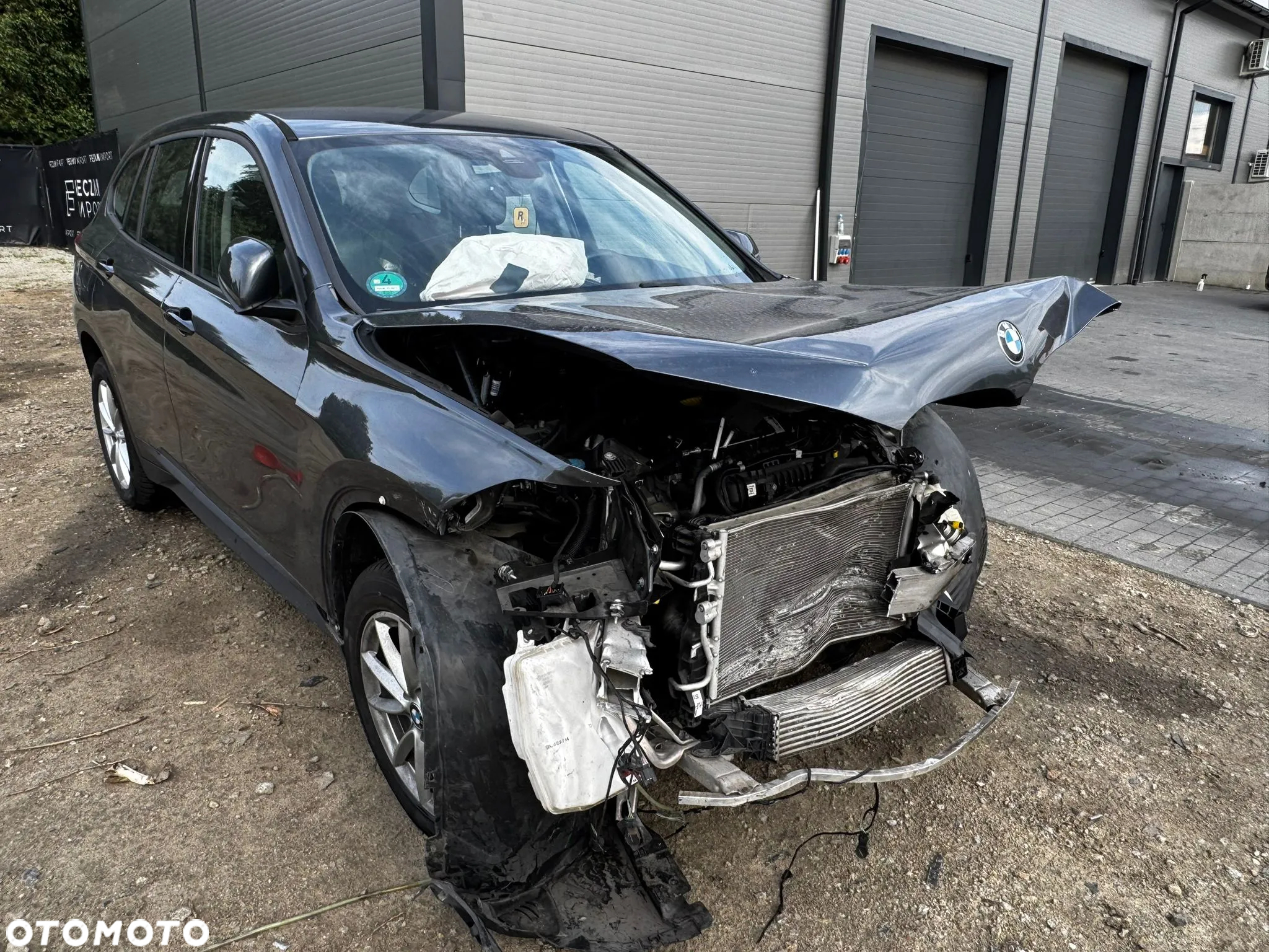 BMW X1 sDrive18i Advantage - 4