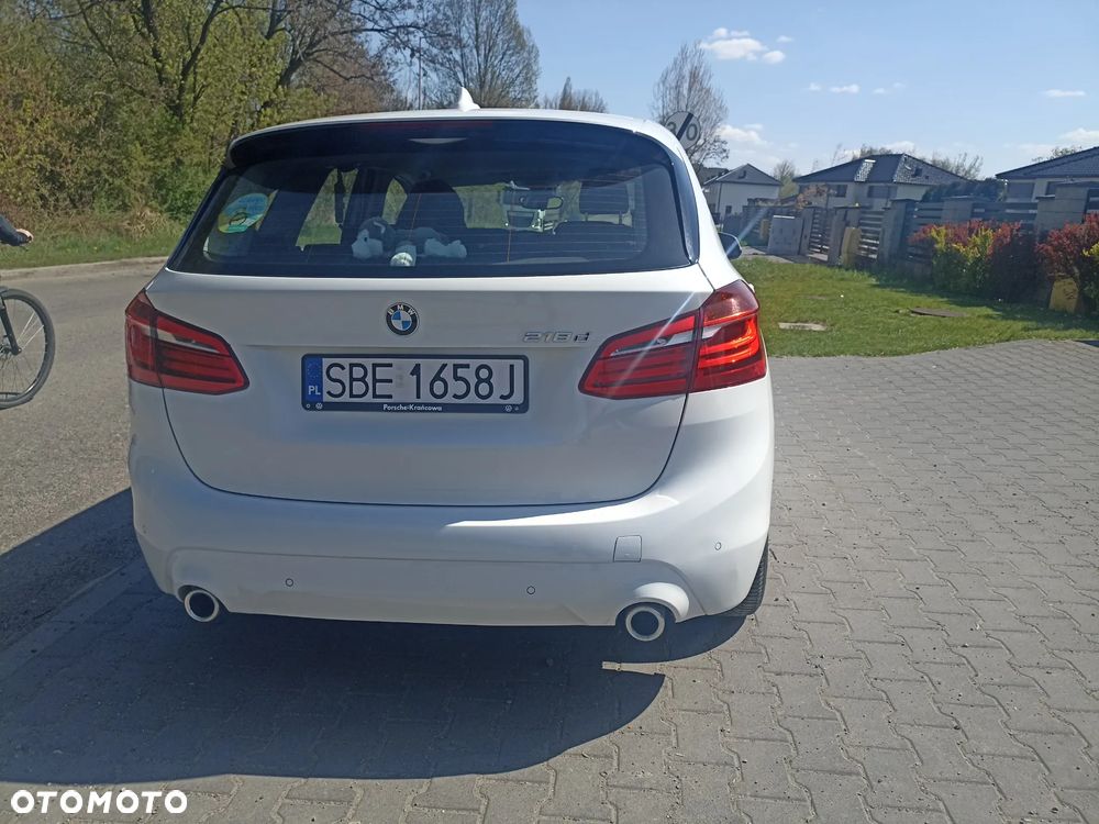BMW Seria 2 218d - 25