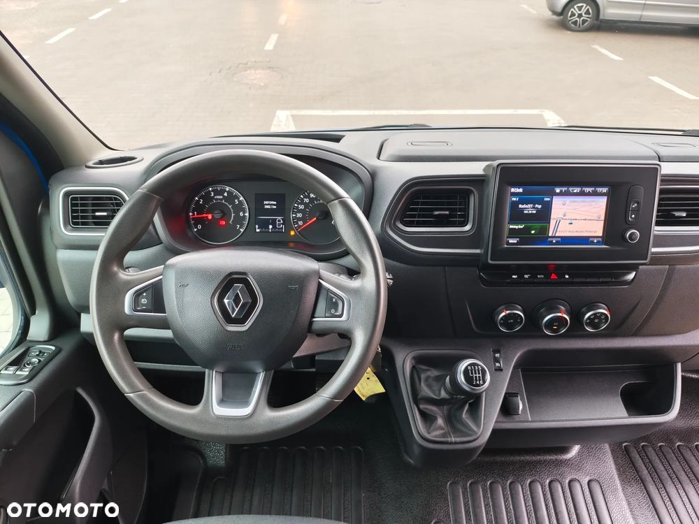 Renault Master - 24