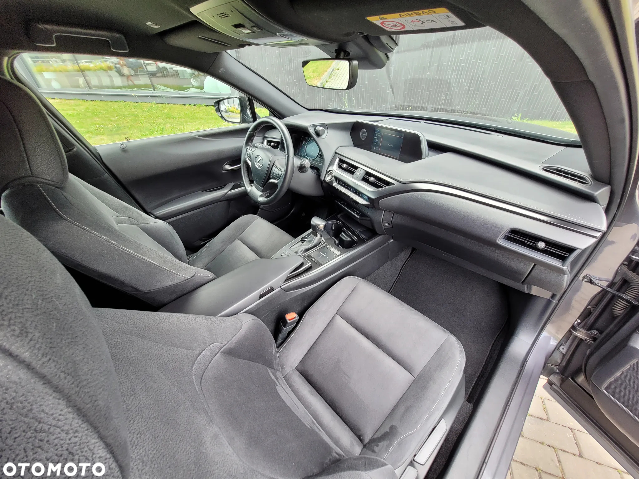 Lexus UX 200 GPF Business Edition 2WD - 4