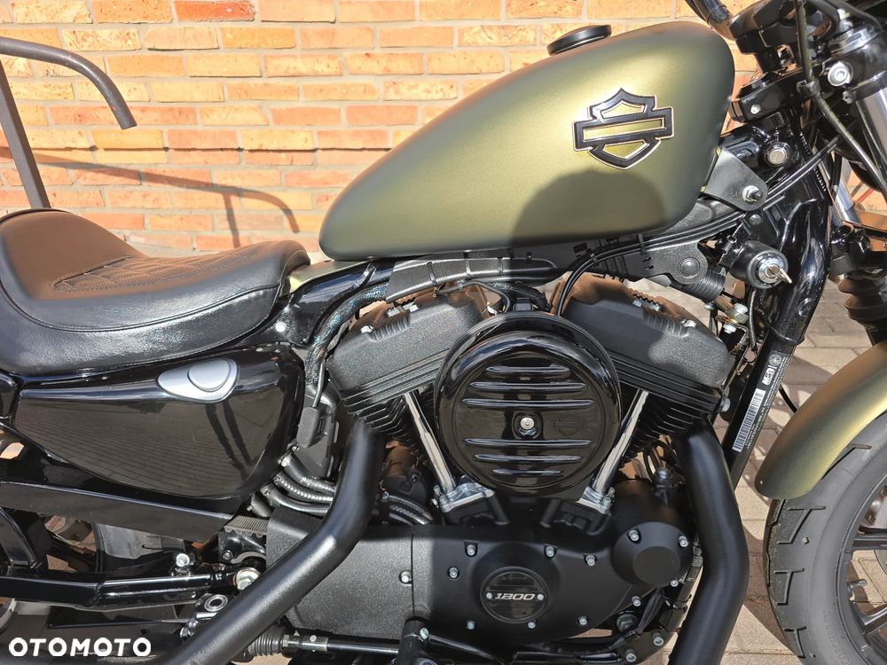 Harley-Davidson Sportster Iron 1200 - 5