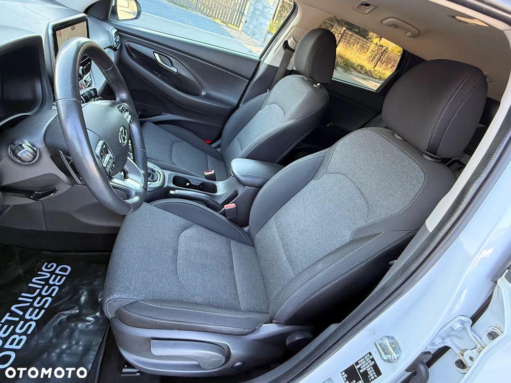 Hyundai i30 1.6 CRDI 48V-Hybrid DCT Prime - 25