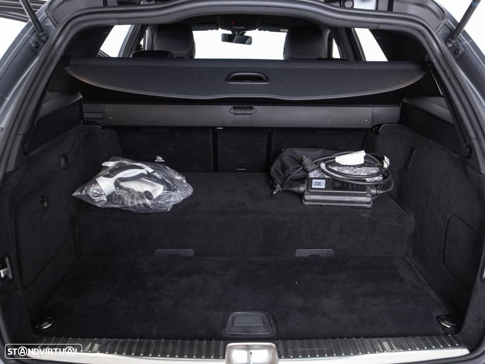 Mercedes-Benz C 300 de AMG Line - 13