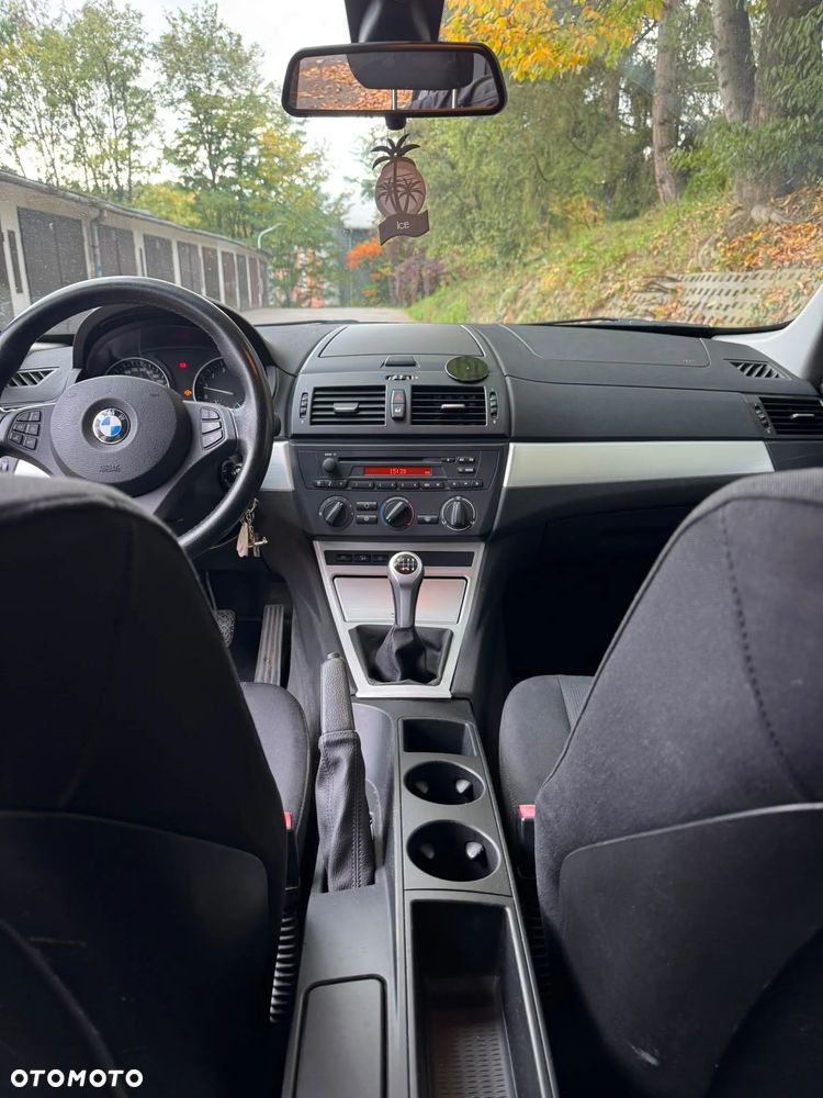 BMW X3 2.0i - 10