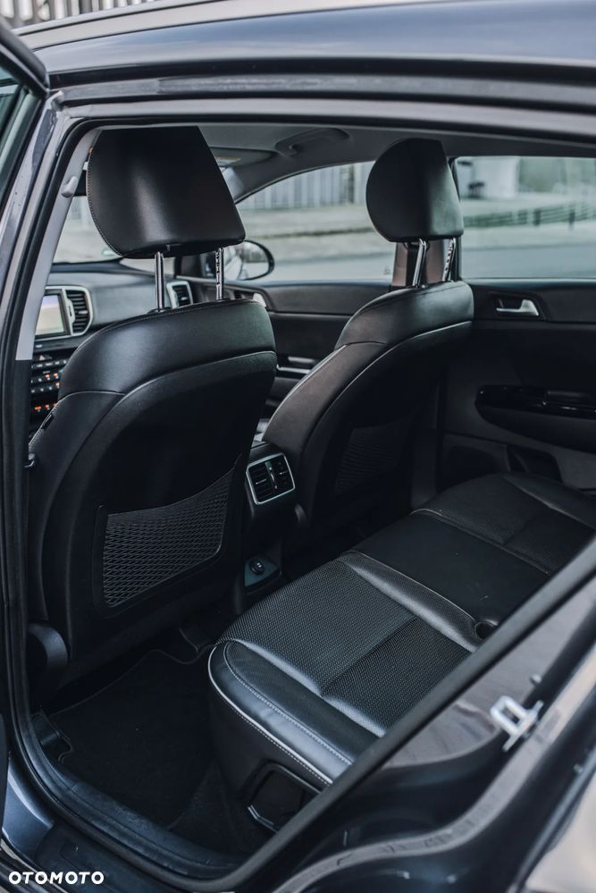 Kia Sportage 1.6 GDI 2WD ISG Dream-Team Edition - 30