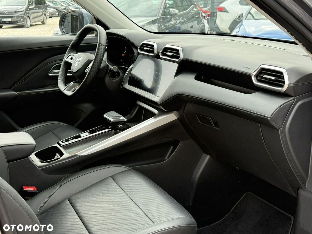 MG ZS 1.5 HEV+ Exclusive - 19