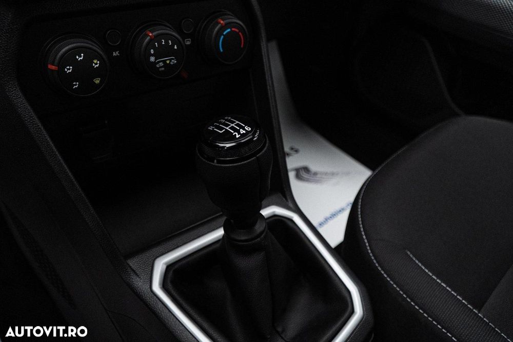 Dacia Logan TCe 90 MT6 Prestige - 20