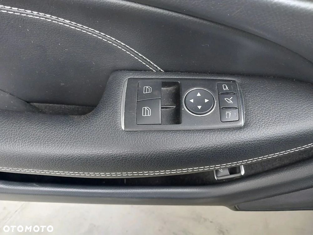 Mercedes-Benz Klasa C 250 Coupe Sport 7G-TRONIC - 18