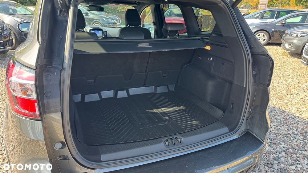 Ford Kuga 1.5 EcoBoost 2x4 ST-Line - 26