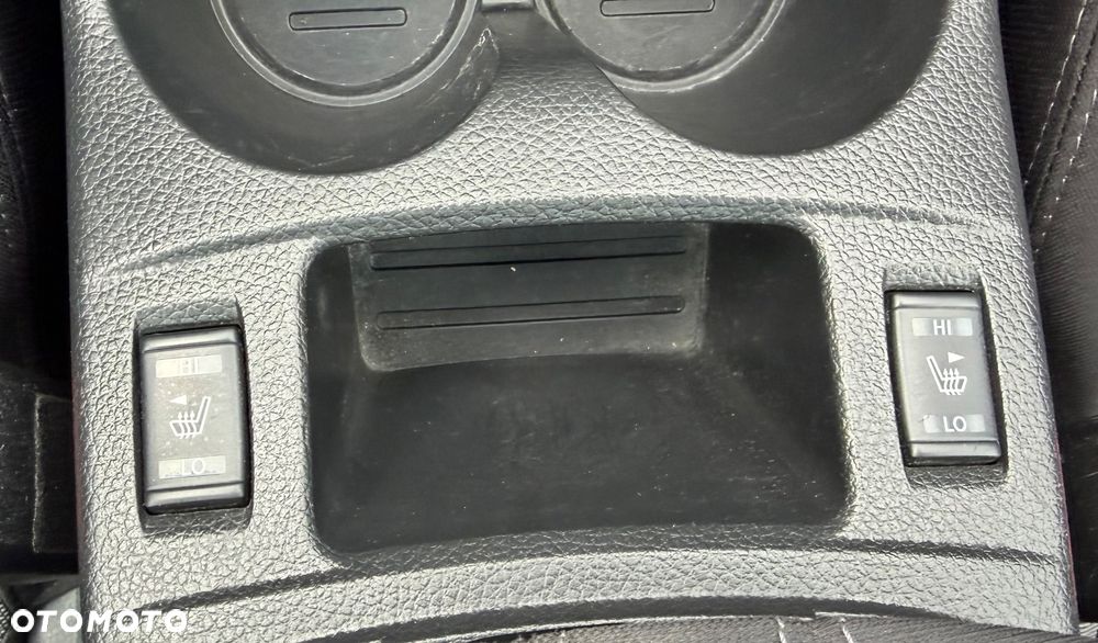 Nissan Qashqai 1.6 DIG-T N-Connecta - 23