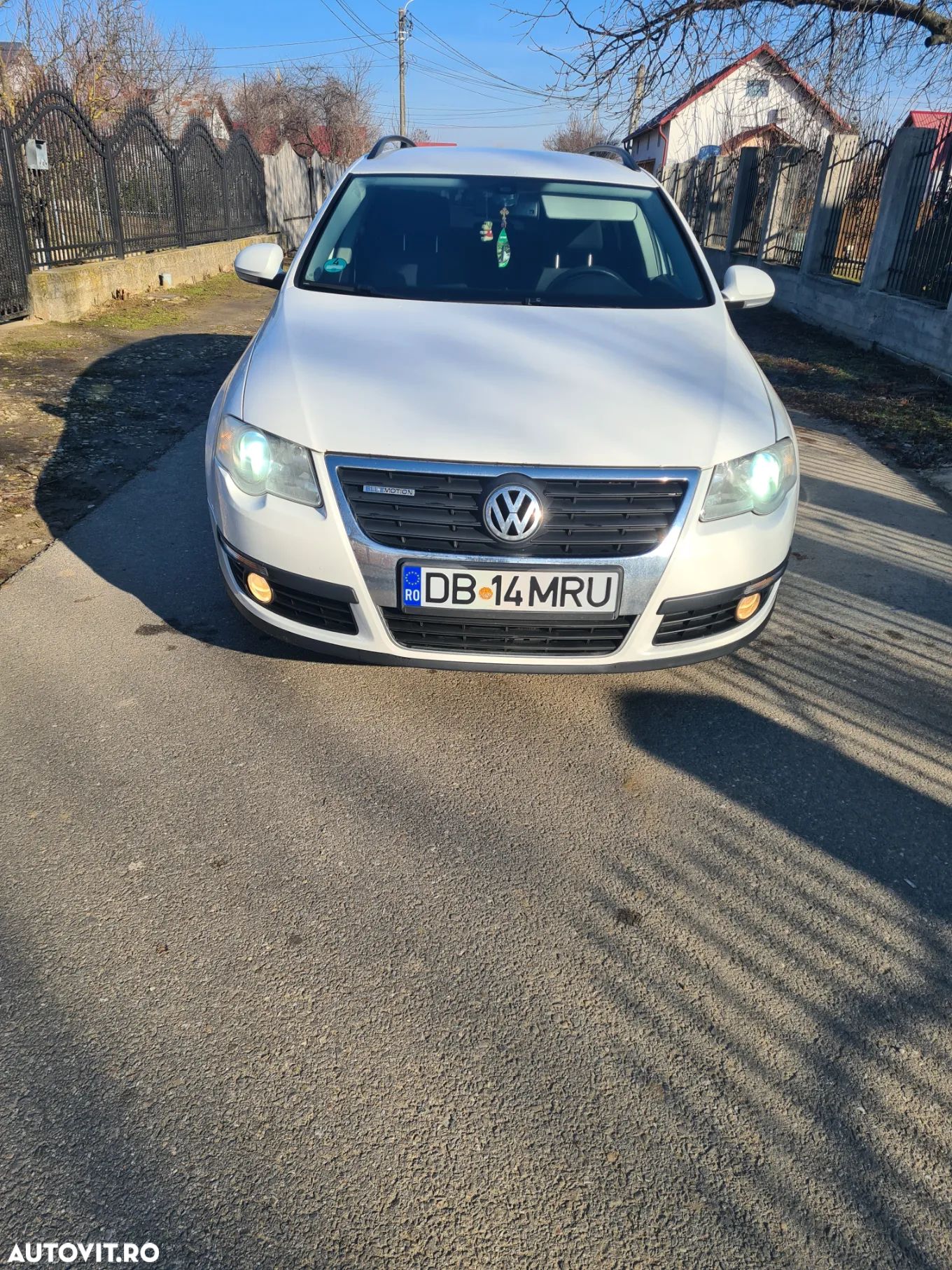 Volkswagen Passat 2.0TDI Comfortline DPF Bluemotion Technology - 1