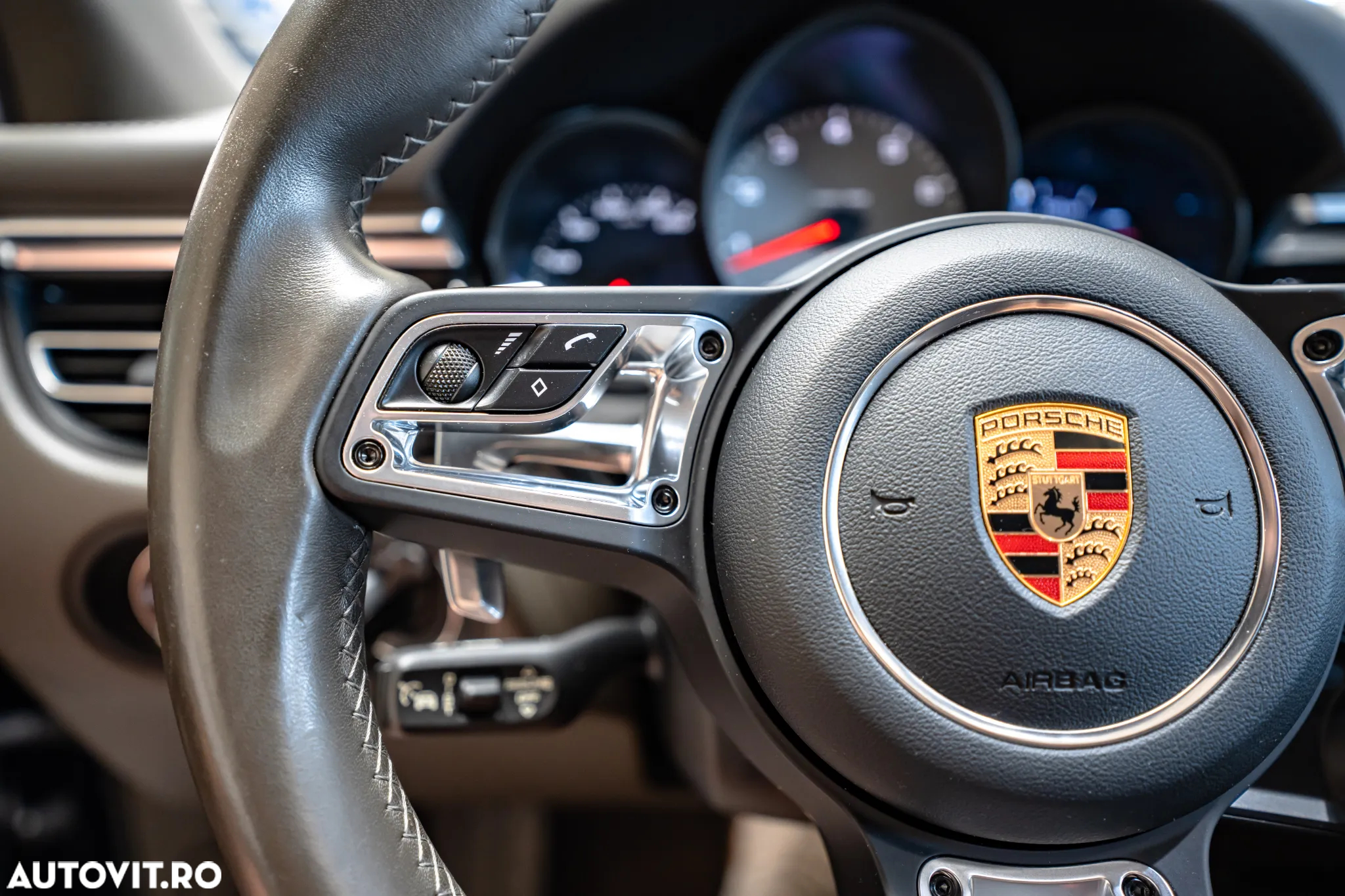 Porsche Macan S - 12