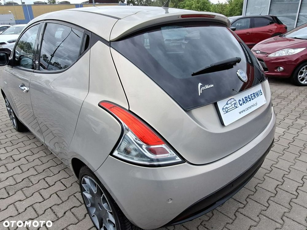 Lancia Ypsilon - 22