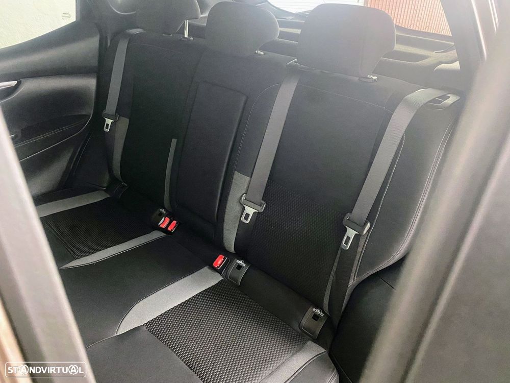 Nissan Qashqai 1.5 dCi N-Style DCT - 10