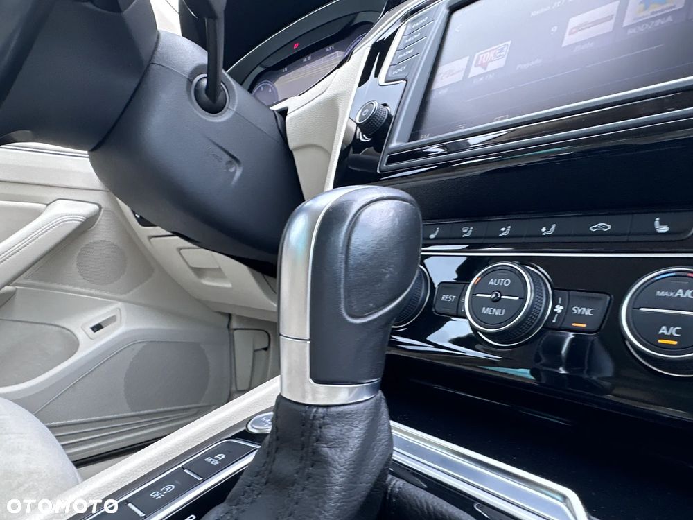 Volkswagen Passat 2.0 TDI BMT Highline DSG - 29